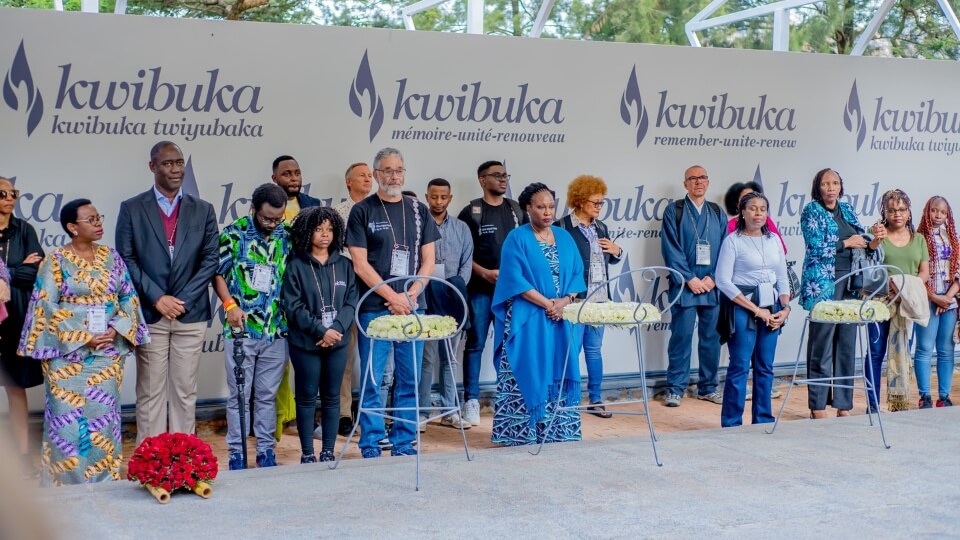 Africa Leadership Initiative fellows laid wreaths at mass graves in the grounds of the Kigali Genocide Memorial where 250,000 victims of the Genocide against the Tutsi have their final resting-place